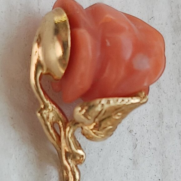 EXQUISITE CORAL CARVED ROSETTE CHARM WITH 14K GOLD BACKING - Picture 2 of 7